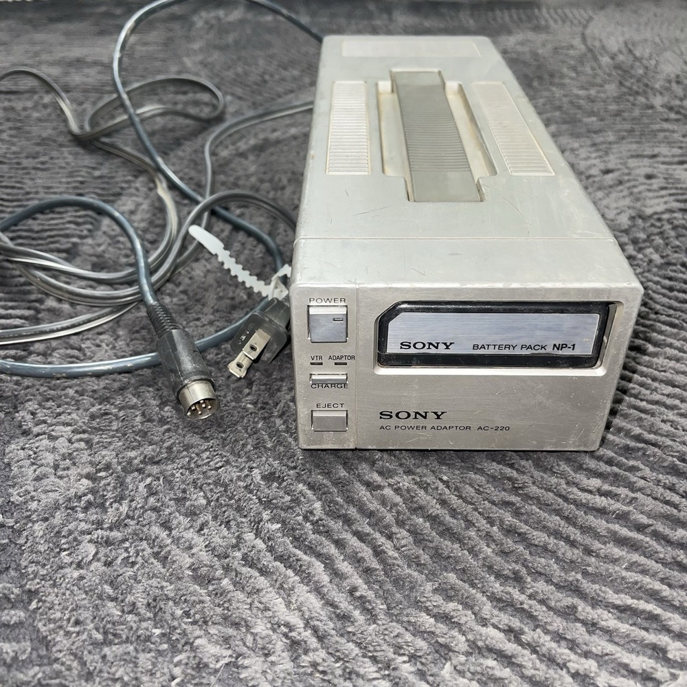 Sony AC-220 AC‎ Power Adaptor Battery Charger for NP-1 Pack Vintage